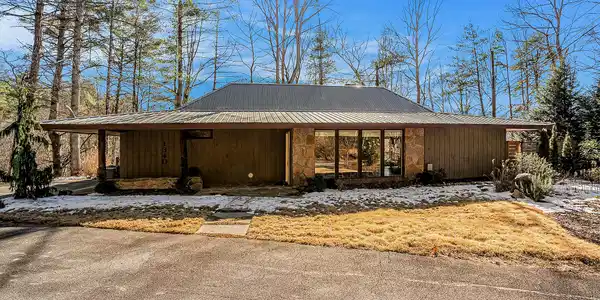 1340 Kingwood Drive