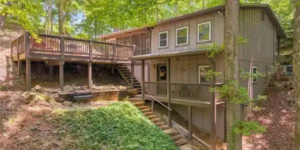 185 Pope Dickson Lane, Clarkesville GA 30523
