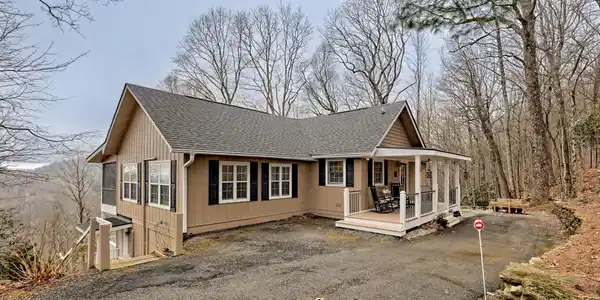 326 Pleasant Mountain Drive