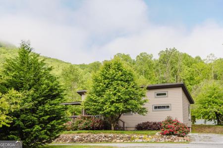 36 Maple Springs Lane, Mountain City GA 30562