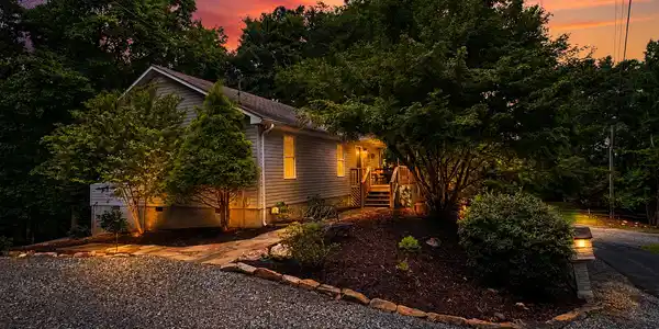 181 Cindy Lane, Ellijay GA 30540