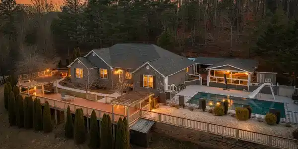 245 Crabapple Lane, Ellijay GA 30540