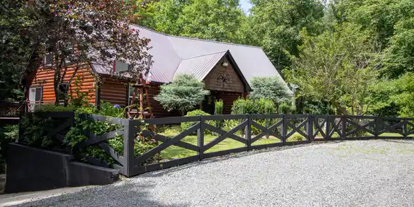 312 Learh Lane, Ellijay GA 30540