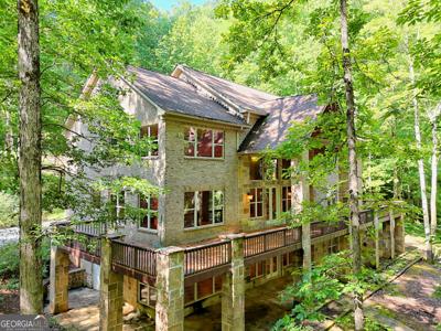 876 WHITETAIL Trail, Clayton GA 30525