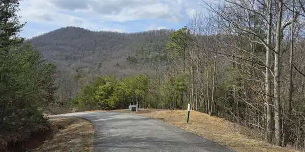 35 Winding Vw Trail, Clayton GA 30525