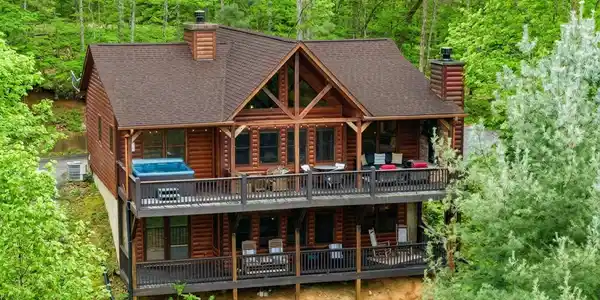 437 Spruce Circle, Mineral Bluff GA 30559