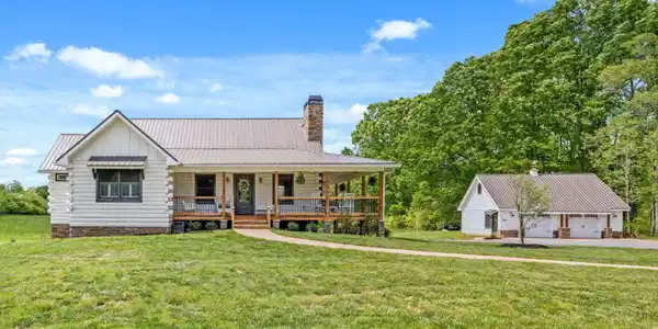 135 Mountain Ridge Drive, Clarkesville GA 30523