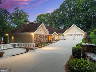 2200 Orchard Drive, Clarkesville GA 30523