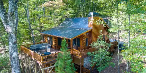 24 Casey Court, Blue Ridge GA 30513
