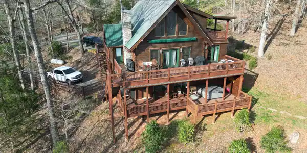 6341 W Laurel Lane, Young Harris GA 30582
