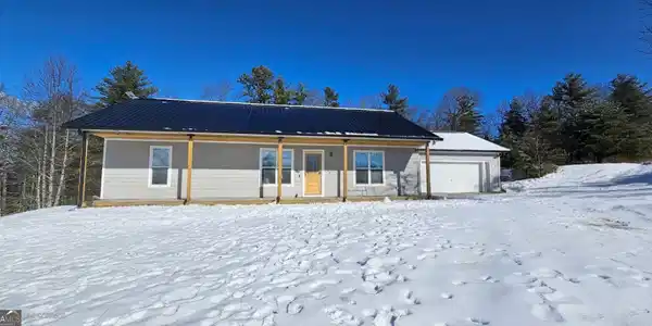65 Log Cabin Lane, Lakemont GA 30552