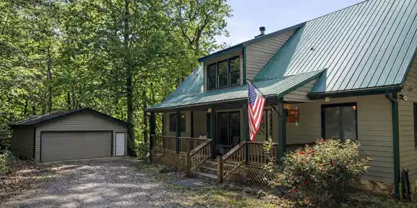 168 Green Cabin Way, Talking Rock GA 30175
