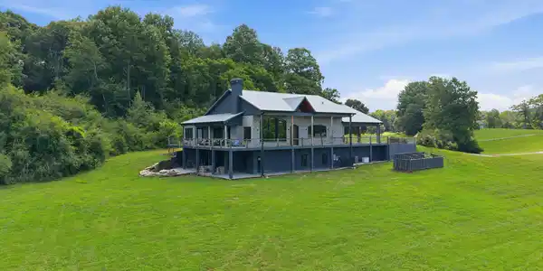 593 Amy's Creek Road, Clarkesville GA 30523