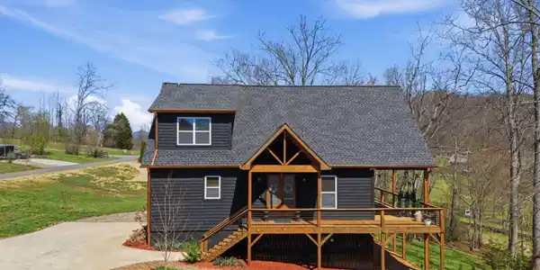 784 Sneaking Creek Drive, Hayesville NC 28904