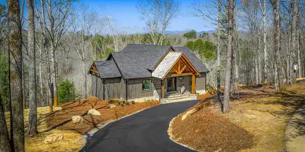 698 Oak Ridge Way, Ellijay GA 30536