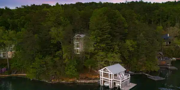 1006 Perrin Cove Road, Tiger GA 30576