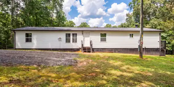 115 Wildwood Trl, Cleveland GA 30528