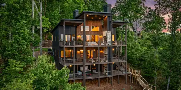 61 Ripshin Heights, Blue Ridge GA 30513