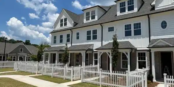 208 Village Overlook # J3, Canton GA 30114