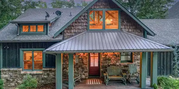 280 Pointe Of View # 15, Blue Ridge GA 30513