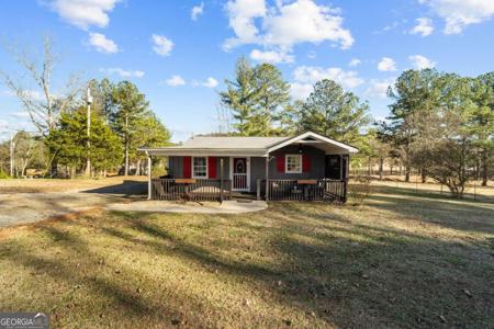 297 Tucker Hollow Road SE, Calhoun GA 30701