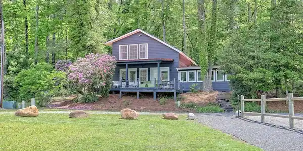 89 Arkansas Lane, Tiger GA 30576