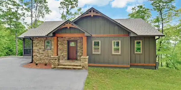 657 Winding View Trail, Clayton GA 30525