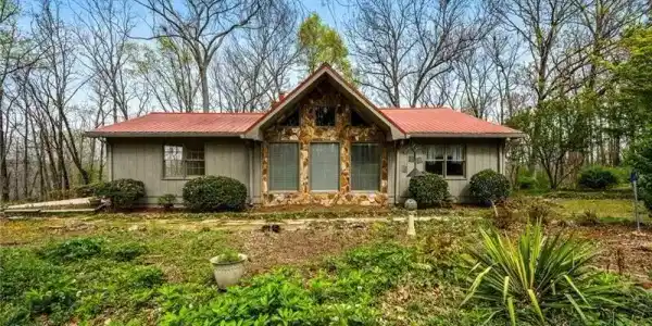 386 Skeet Shoot Road, Dallas GA 30132