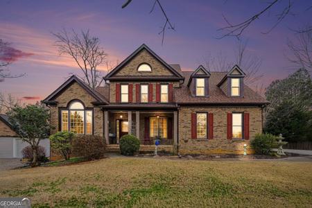 174 Senators Ridge Drive, Dallas GA 30132