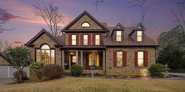 174 Senators Ridge Drive, Dallas GA 30132