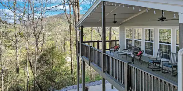 243 Degroff Lane, Rabun Gap GA 30568