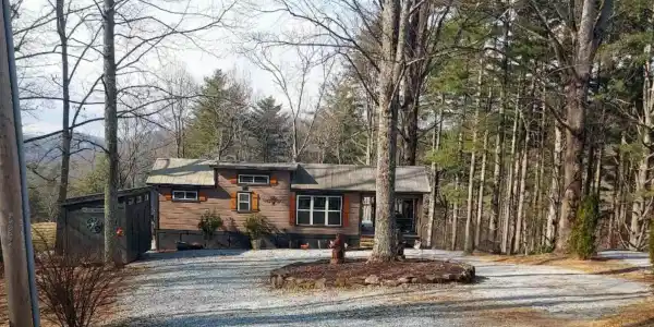 36 Mountain Breeze Ridge, Scaly Mountain NC 28775