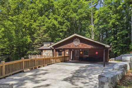 35 Laurel Ridge Drive, Ellijay GA 30536