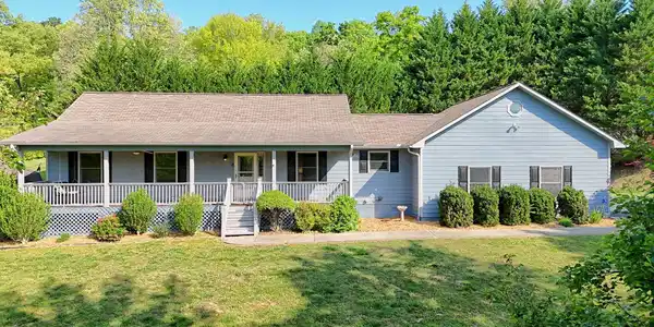 95 Dogwood Hills, Hayesville NC 28904