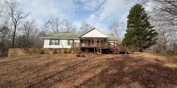 124 Cimmaron Drive, Murrayville GA 30564