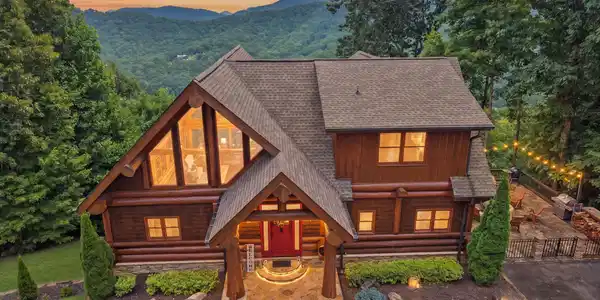 495 Overlook Drive, Blue Ridge GA 30513