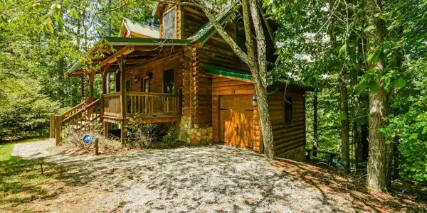 250 Meadow Lane, Talking Rock GA 30175