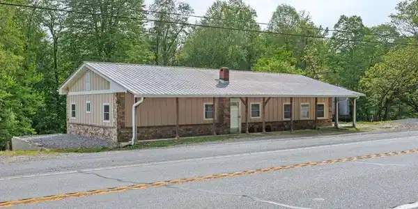 4494 Gainesville Highway, Blairsville GA 30512