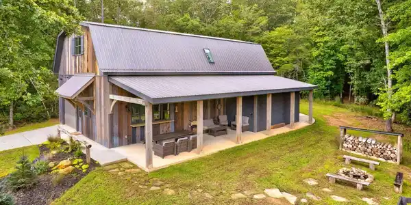174 Bear Hollow Drive, Mineral Bluff GA 30559