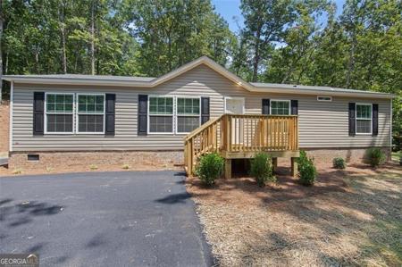 647 FERN VALLEY Trail, Clarkesville GA 30523