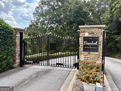 CROWN MOUNTAIN, Dahlonega GA 30533
