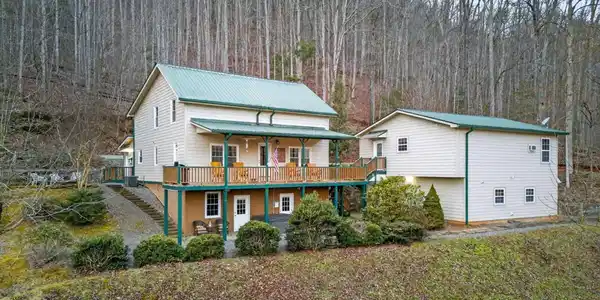 317 Collins Creek Road, Hiawassee GA 30546