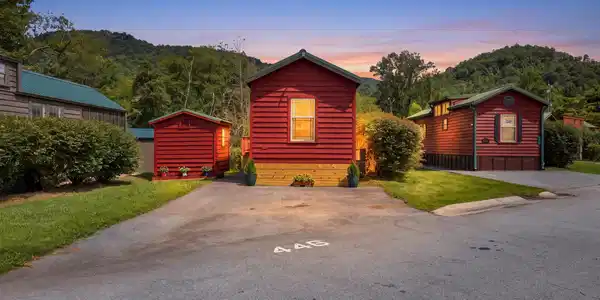 446 River Vista Drive, Dillard GA 30537