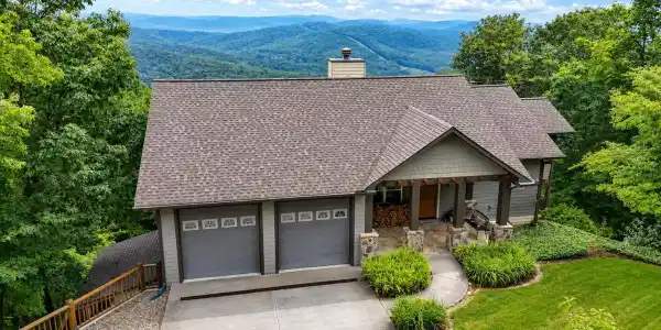 990 Hickory Nut Mountain, Tallulah Falls GA 30573