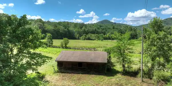 28 AC Jolley Way, Epworth GA 30541