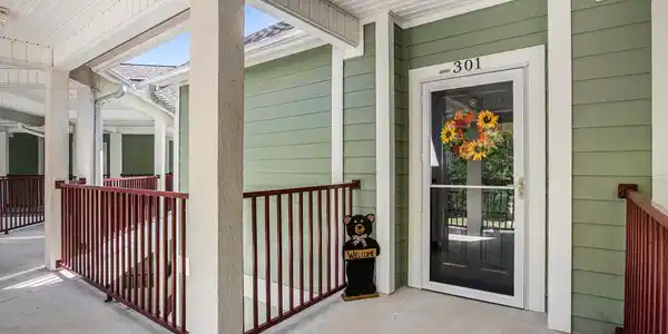 300 Banister Drive # 303, Clayton GA 30525