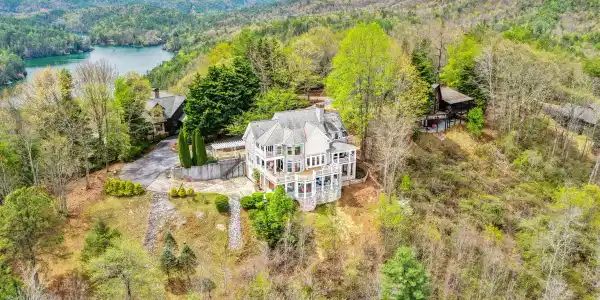 1171 Rabun Bluffs Drive, Lakemont GA 30552