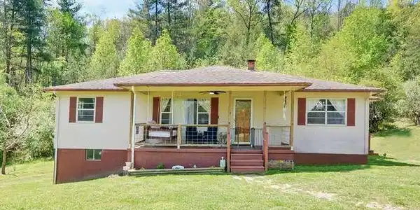 810 Grassy Creek Road, Copperhill TN 37317