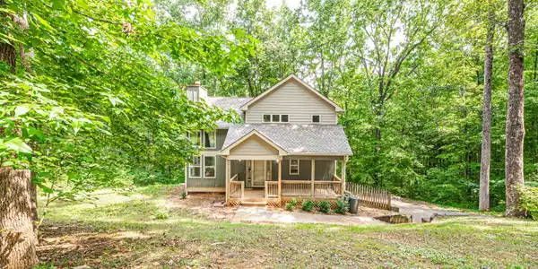110 Poplar Drive N