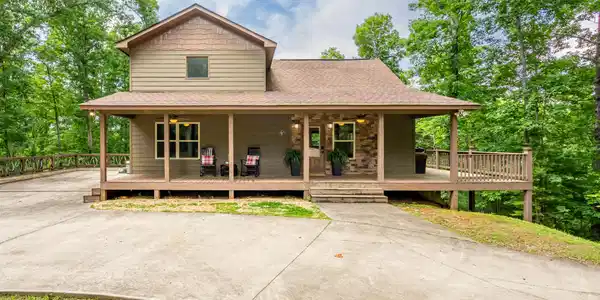 395 Packs Valley, Blue Ridge GA 30513